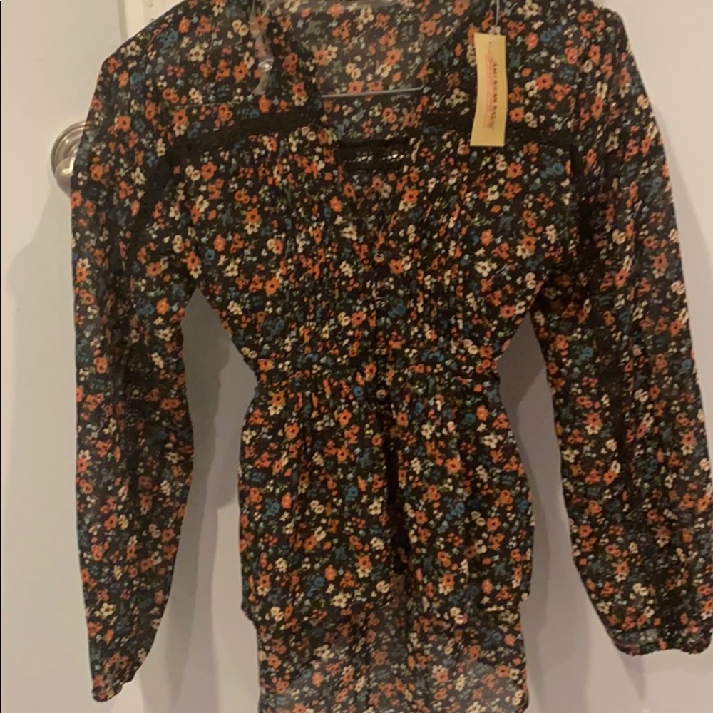 American Rag , NWT , Black Floral Blouse